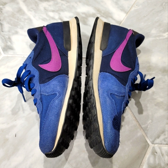 NIKE Cobalt Blue and Magenta Internationalist Low Suede Trainers Size 7.5 - Picture 5 of 10